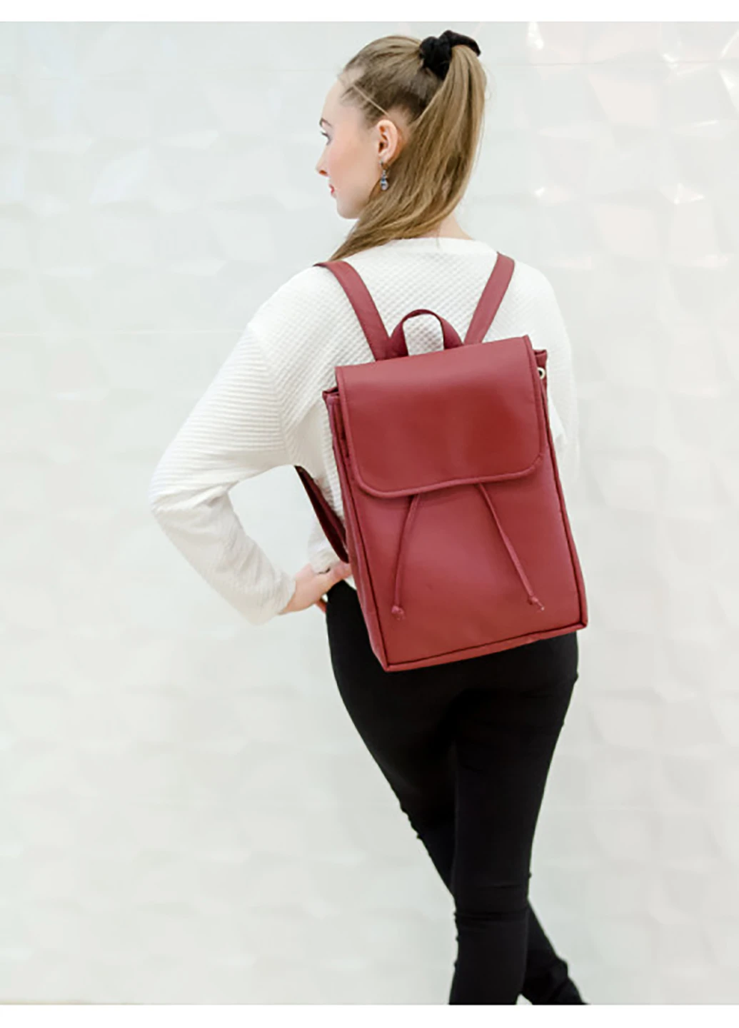 Жіночий рюкзак 34х24х14 см Sambag (252154972)