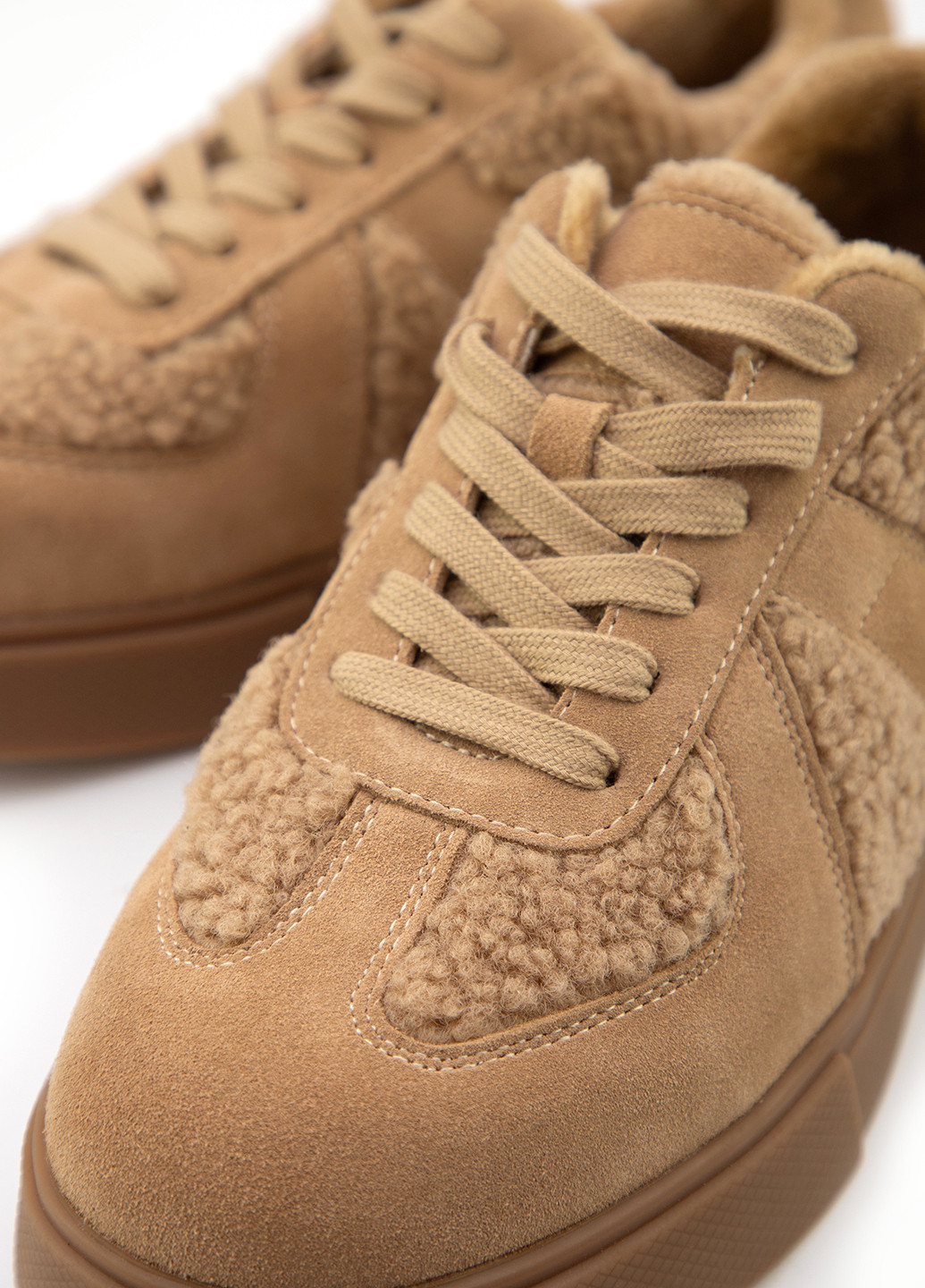 Бежевые кеды Respect