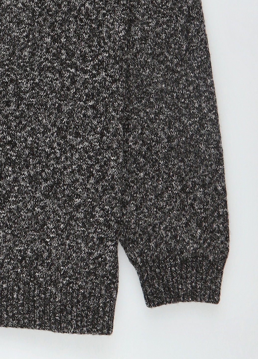 Темно-серый зимний свитер джемпер C&A