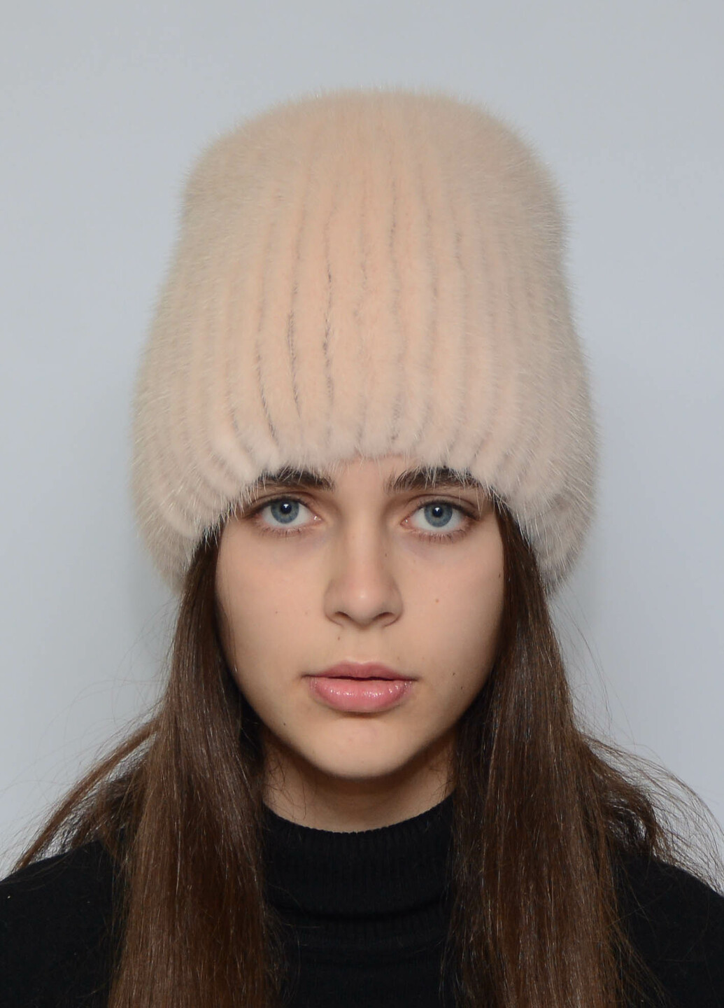 Жіноча зимова шапка з в'язаного хутра норки Меховой Стиль кубанка (198443668)