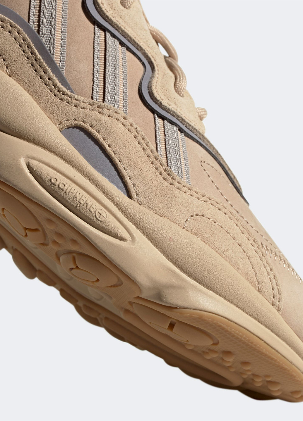 Світло-коричневі Осінні кросівки adidas OZWEEGO