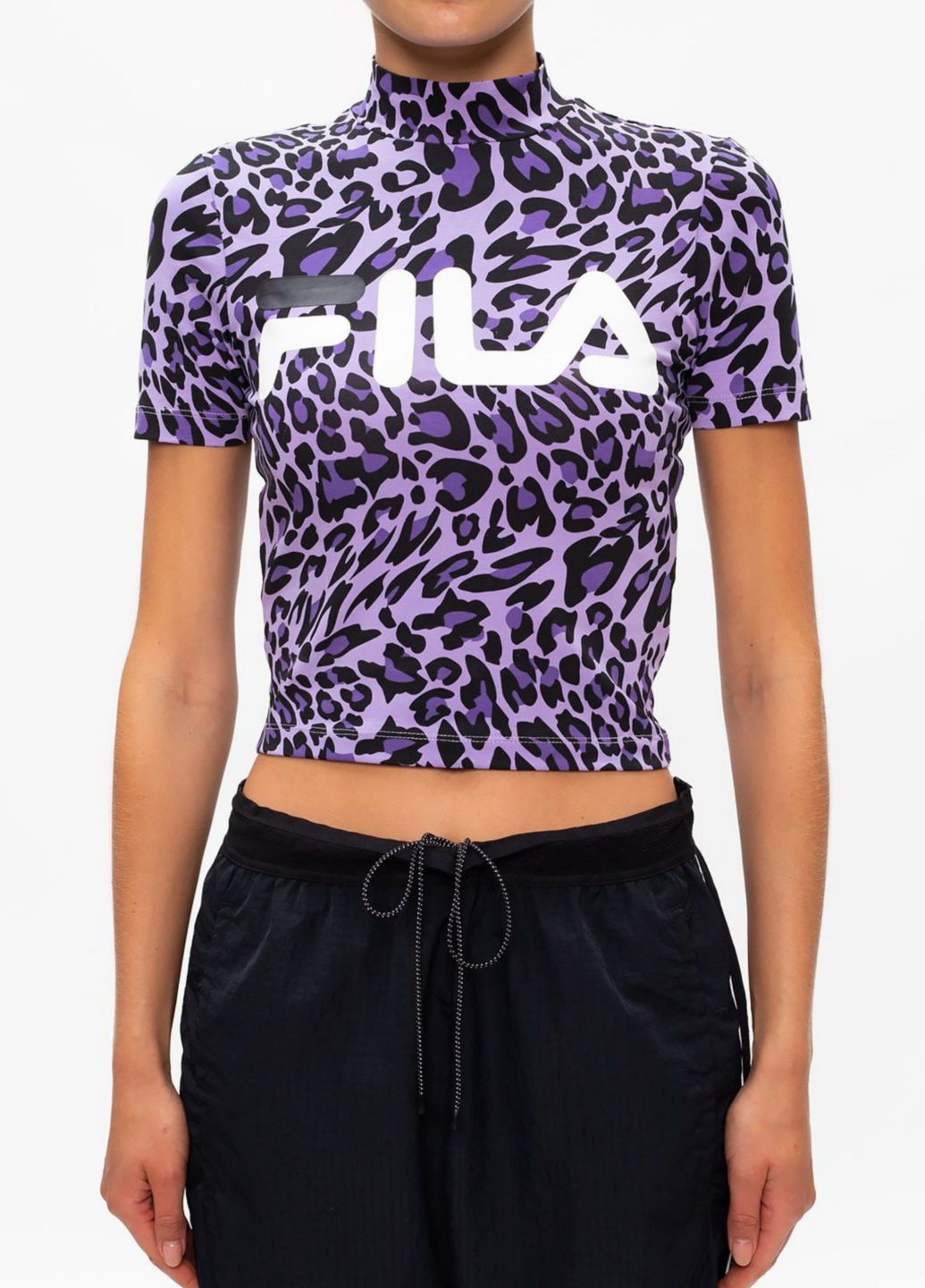 Фиолетовая летняя футболка Fila