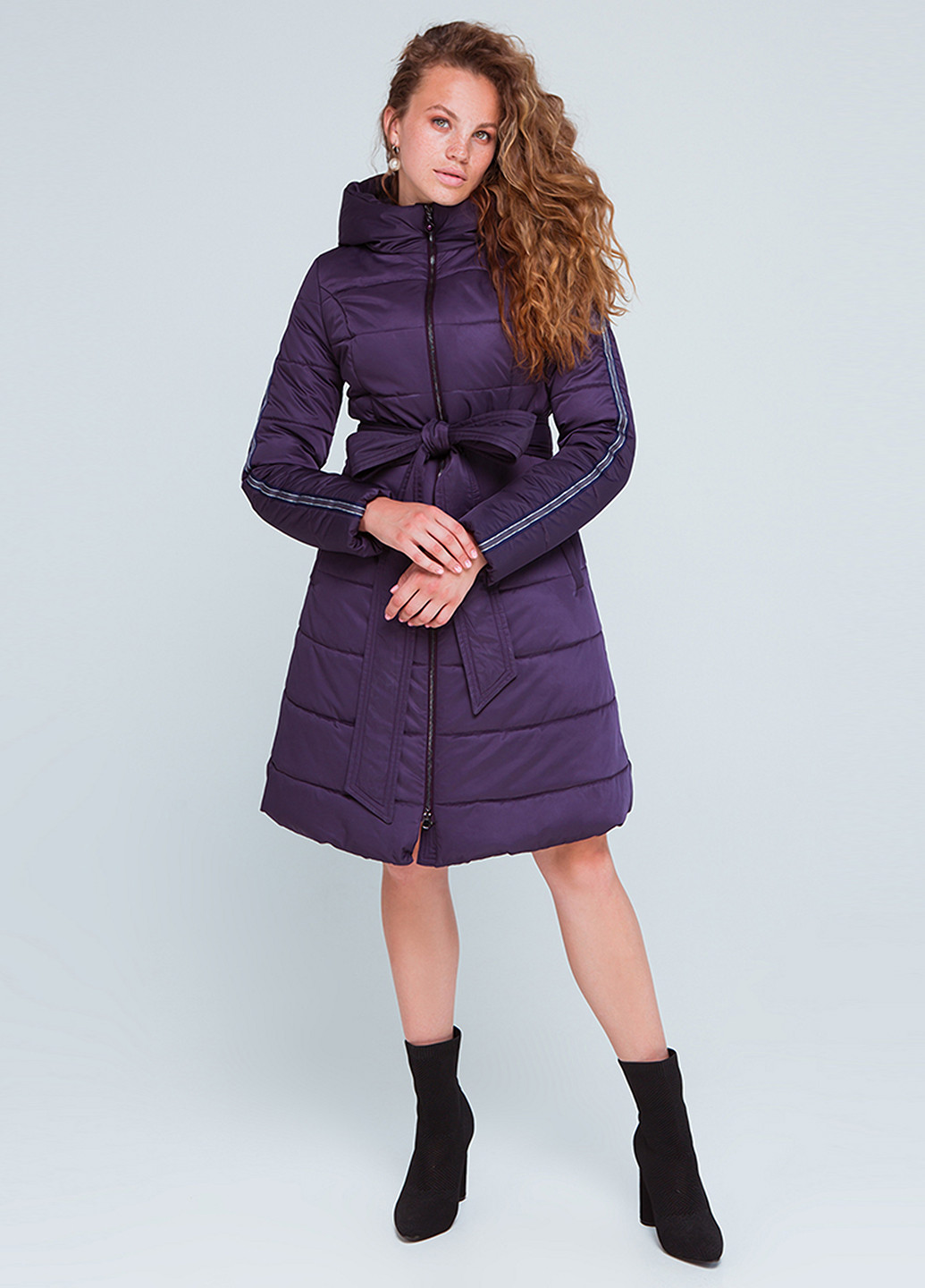 Фиолетовая зимняя куртка Vam