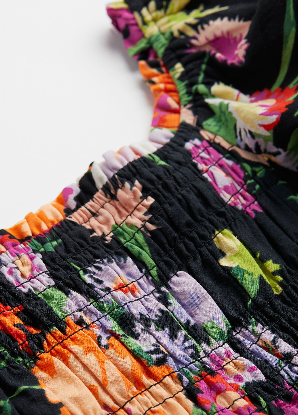 Чорна кежуал сукня з відкритими плечима H&M з квітковим принтом