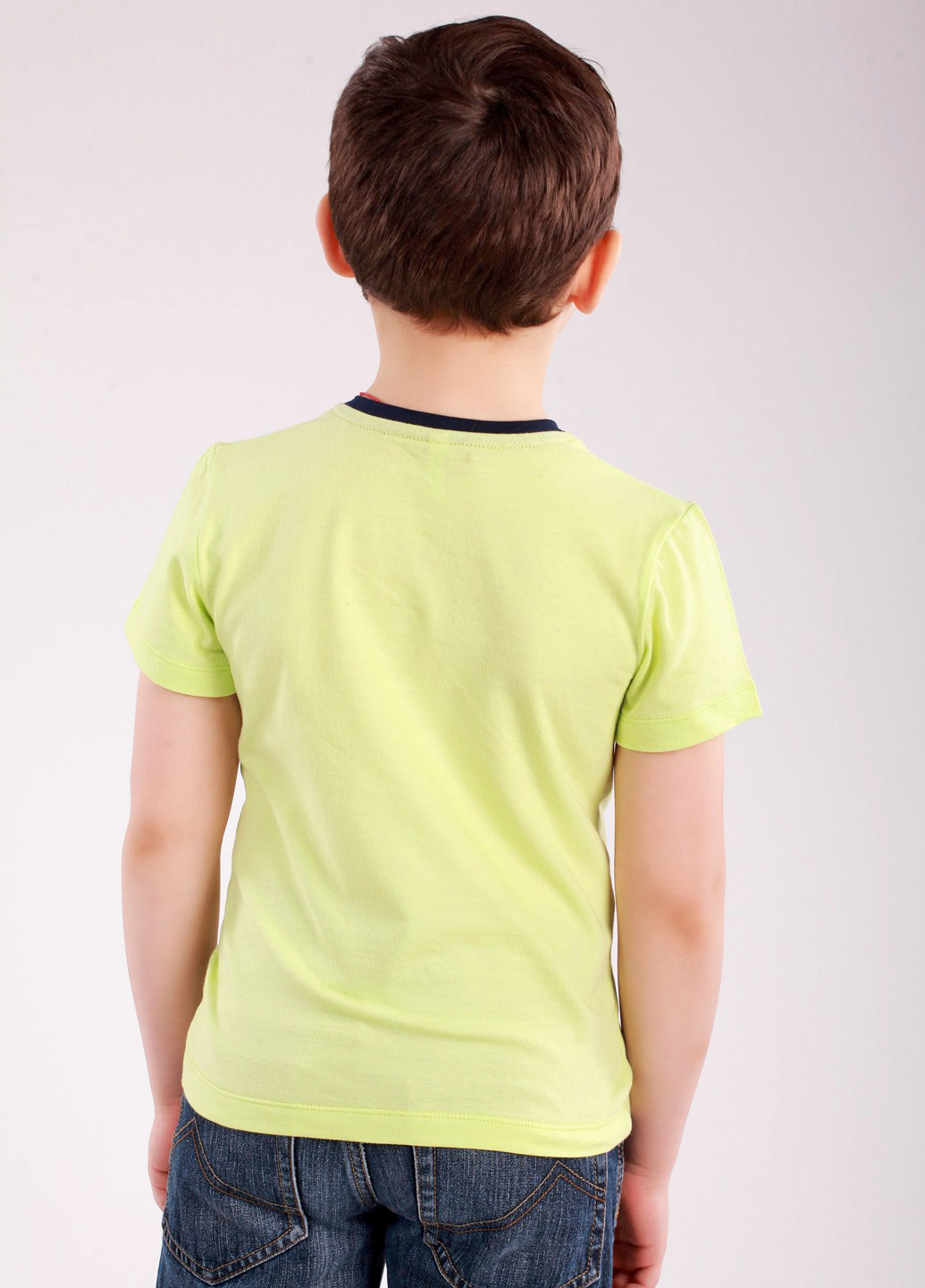 Салатовая летняя футболка с коротким рукавом Vidoli