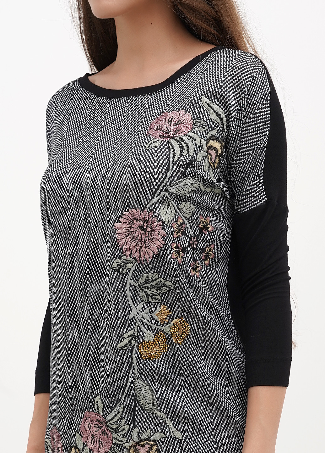 Чорна кежуал сукня Sassofono з геометричним візерунком