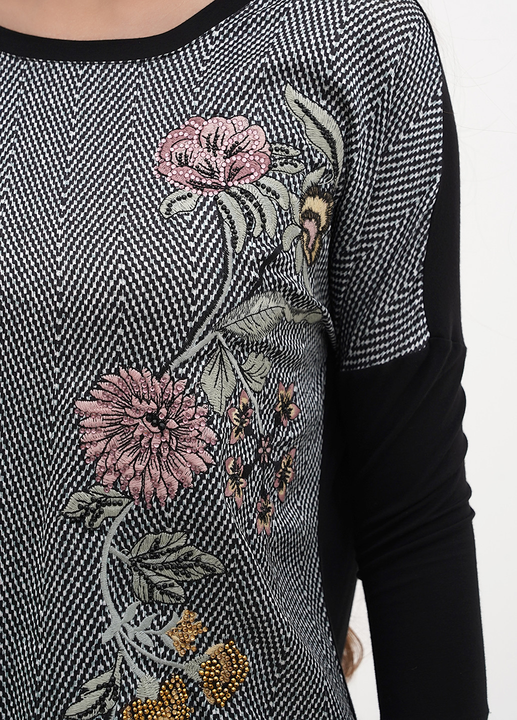 Чорна кежуал сукня Sassofono з геометричним візерунком