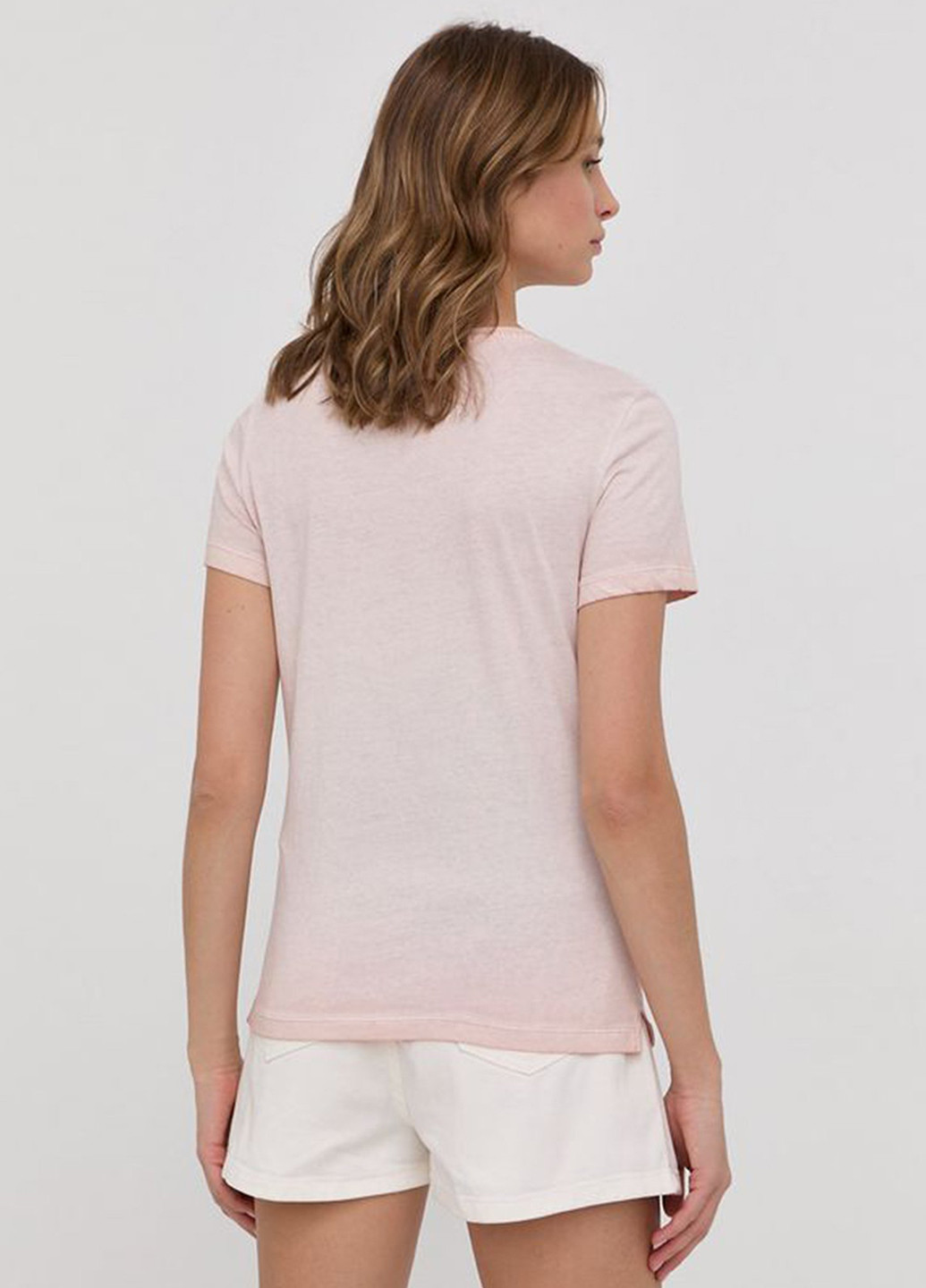 Светло-розовая летняя футболка Guess