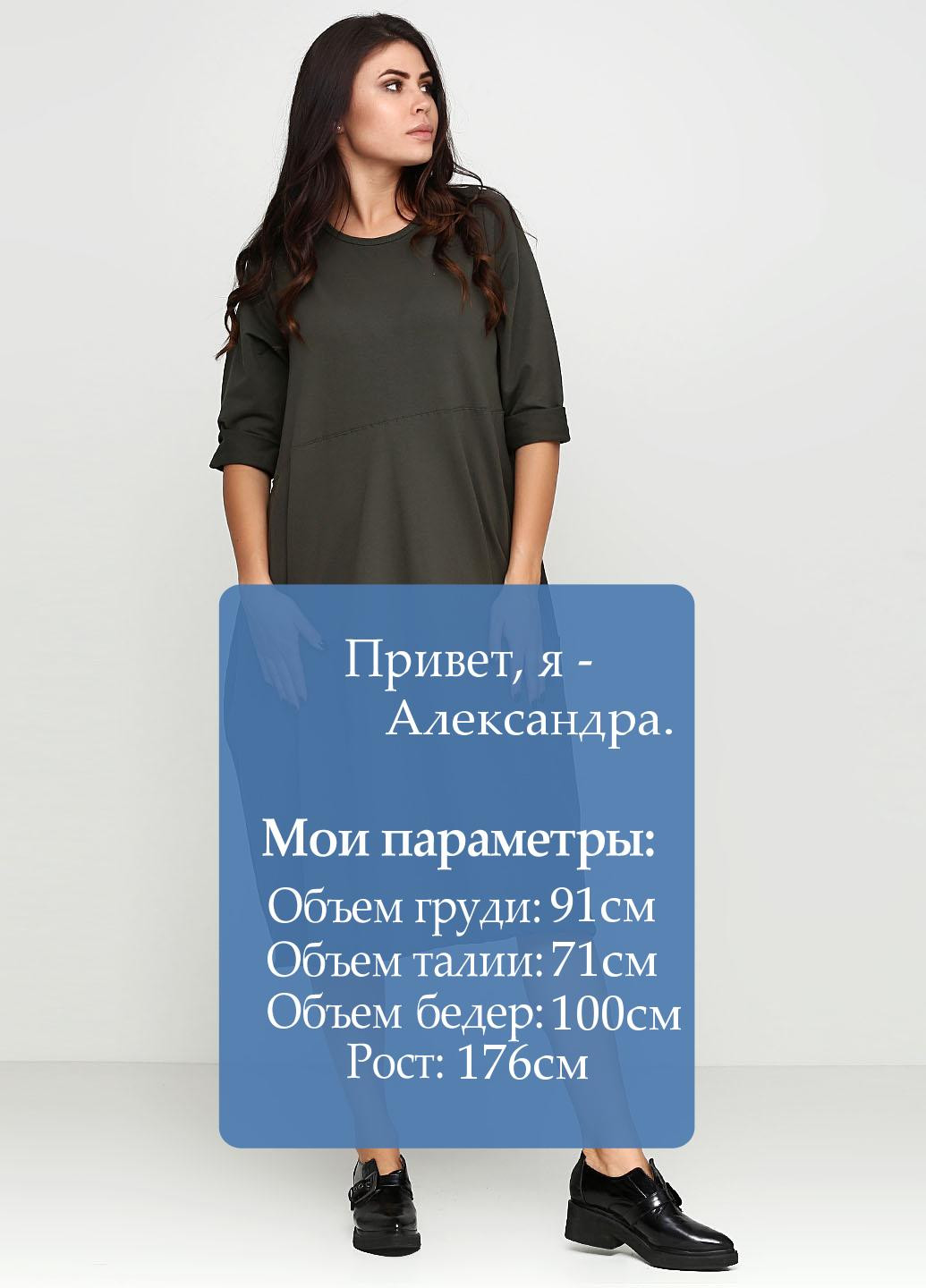 Оливкова (хакі) кежуал платье 159 С однотонна