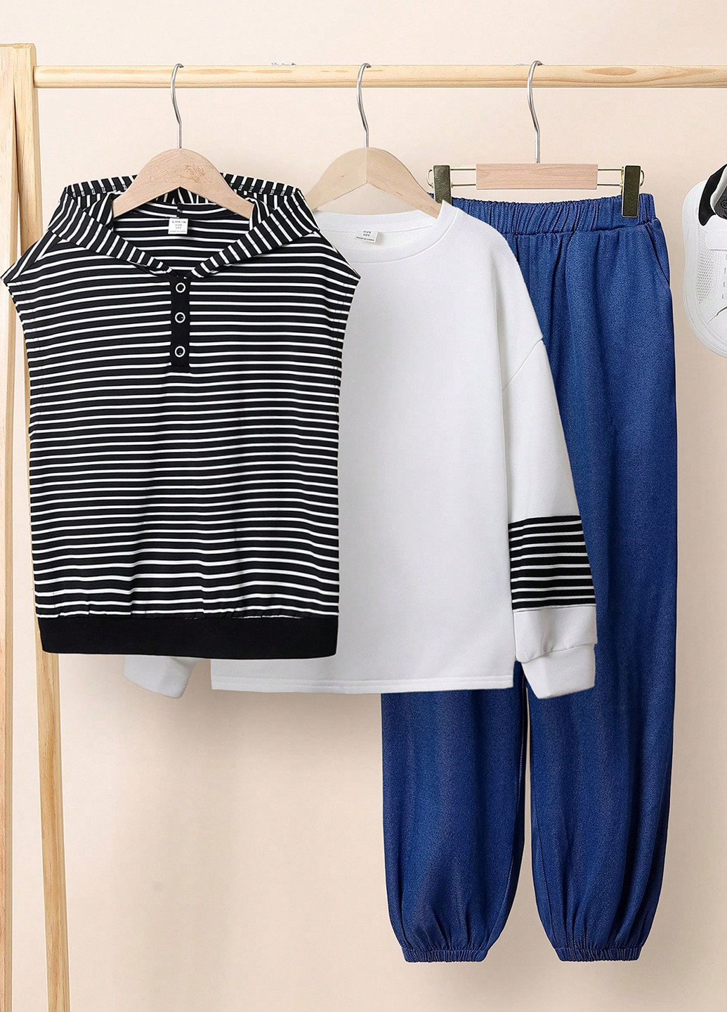 Комбінований демісезонний костюм (жилет, світшот, штани) брючний SHEIN