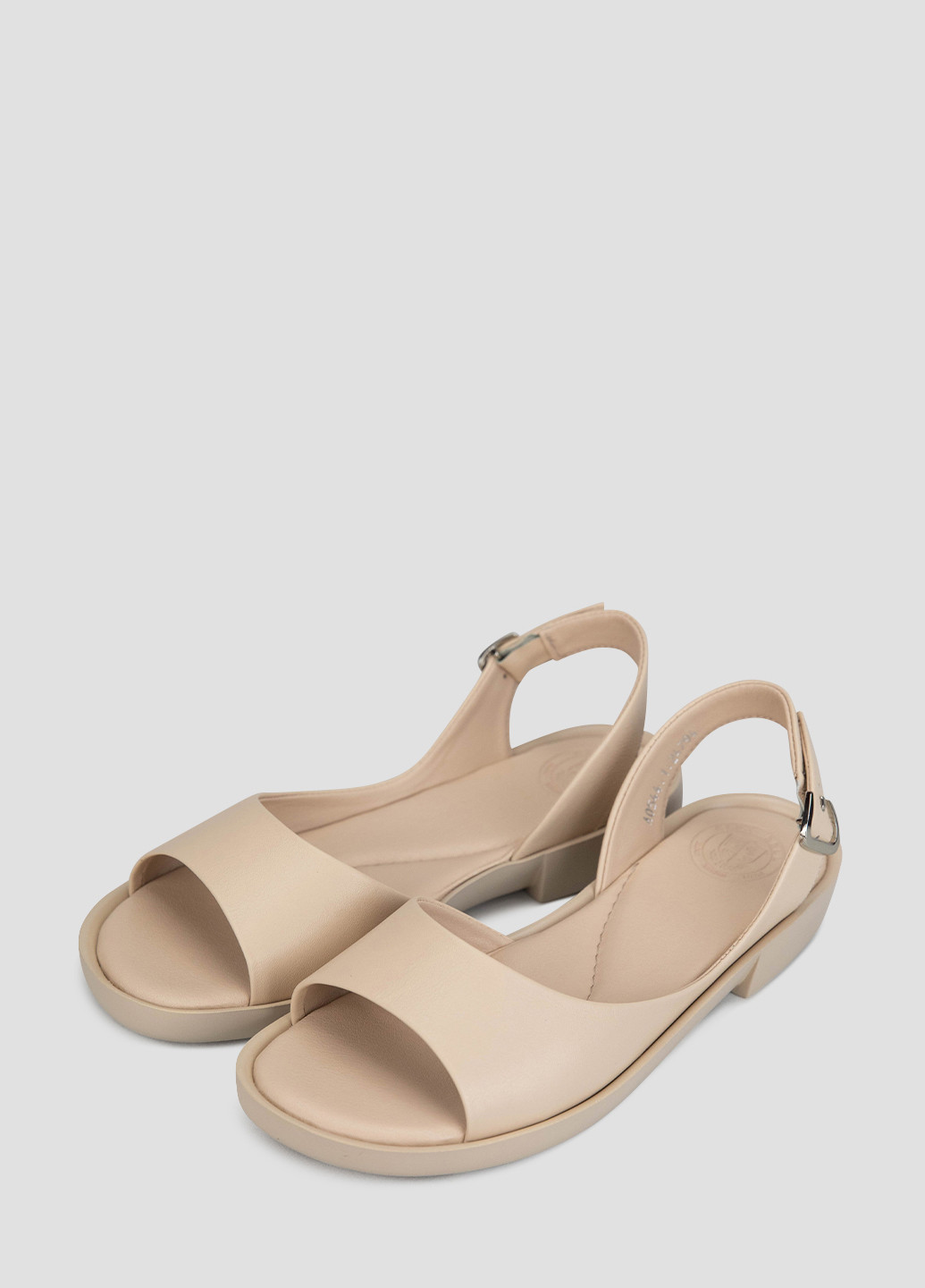 Бежевые босоножки Alex Bell с ремешком