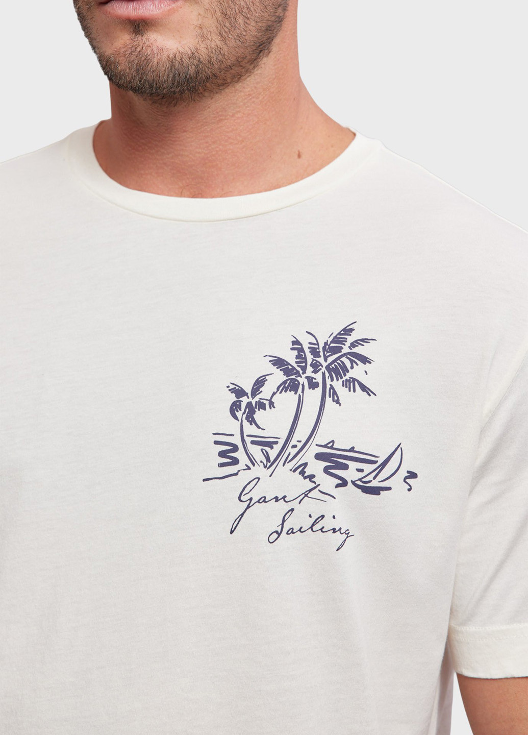 Молочная футболка Gant