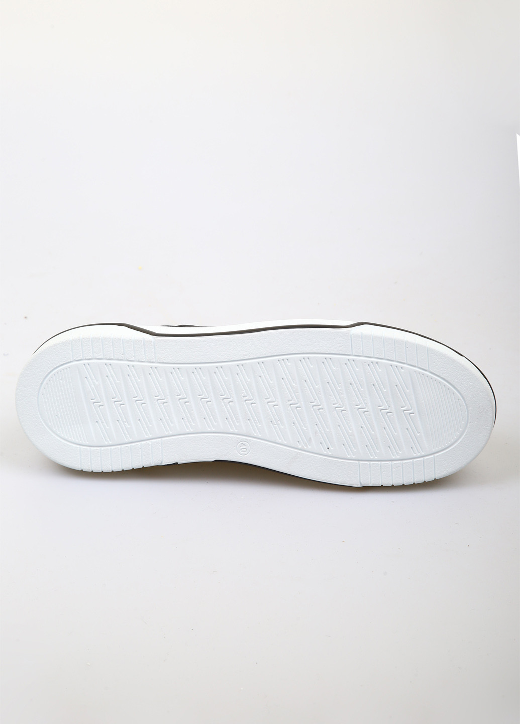 Чорні всесезон кросівки South