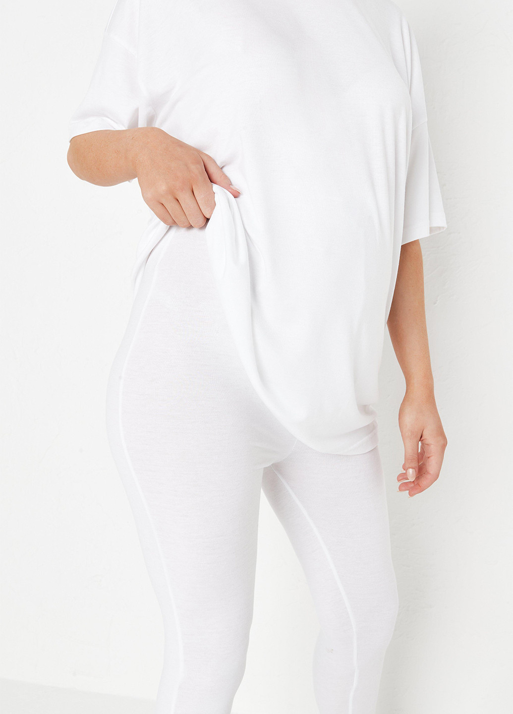 Білий літній комплект для вагітних (футболка, легінси) Missguided