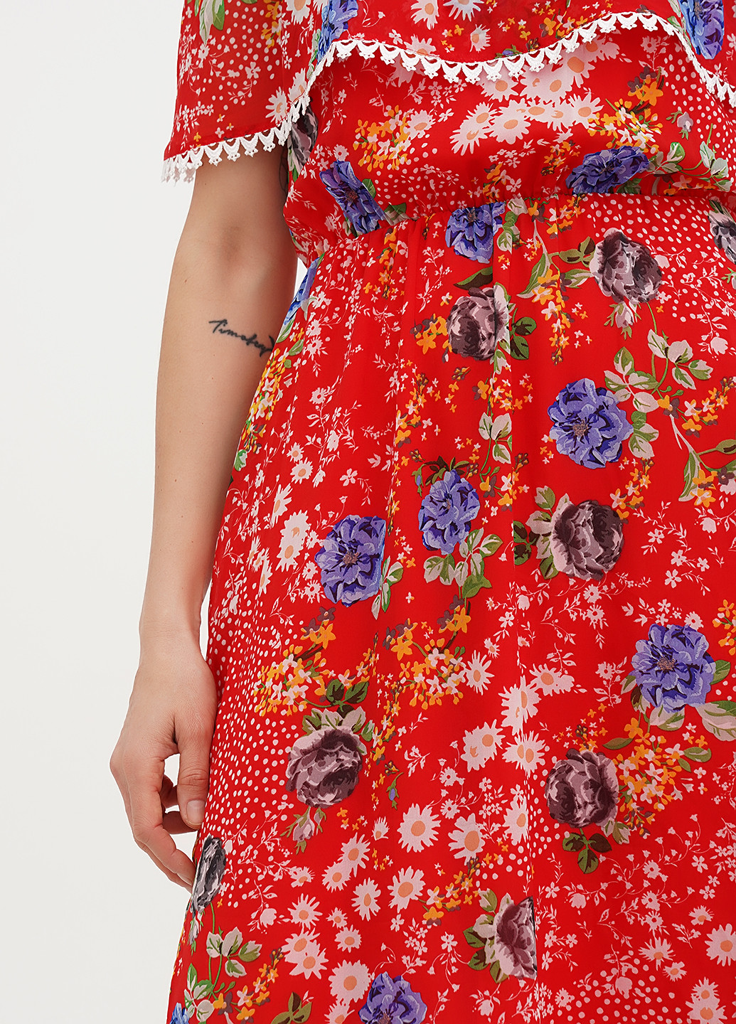 Красное кэжуал платье с открытыми плечами Vicolo с цветочным принтом