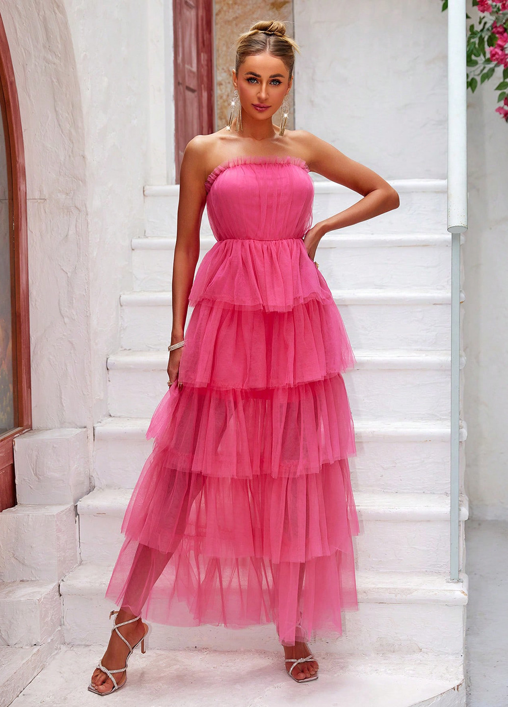 Розовое коктейльное платье с открытыми плечами SHEIN однотонное