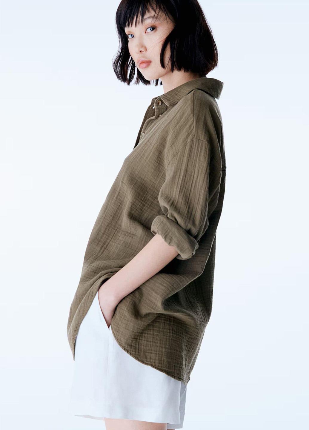 Оливковковая (хаки) кэжуал рубашка однотонная H&M