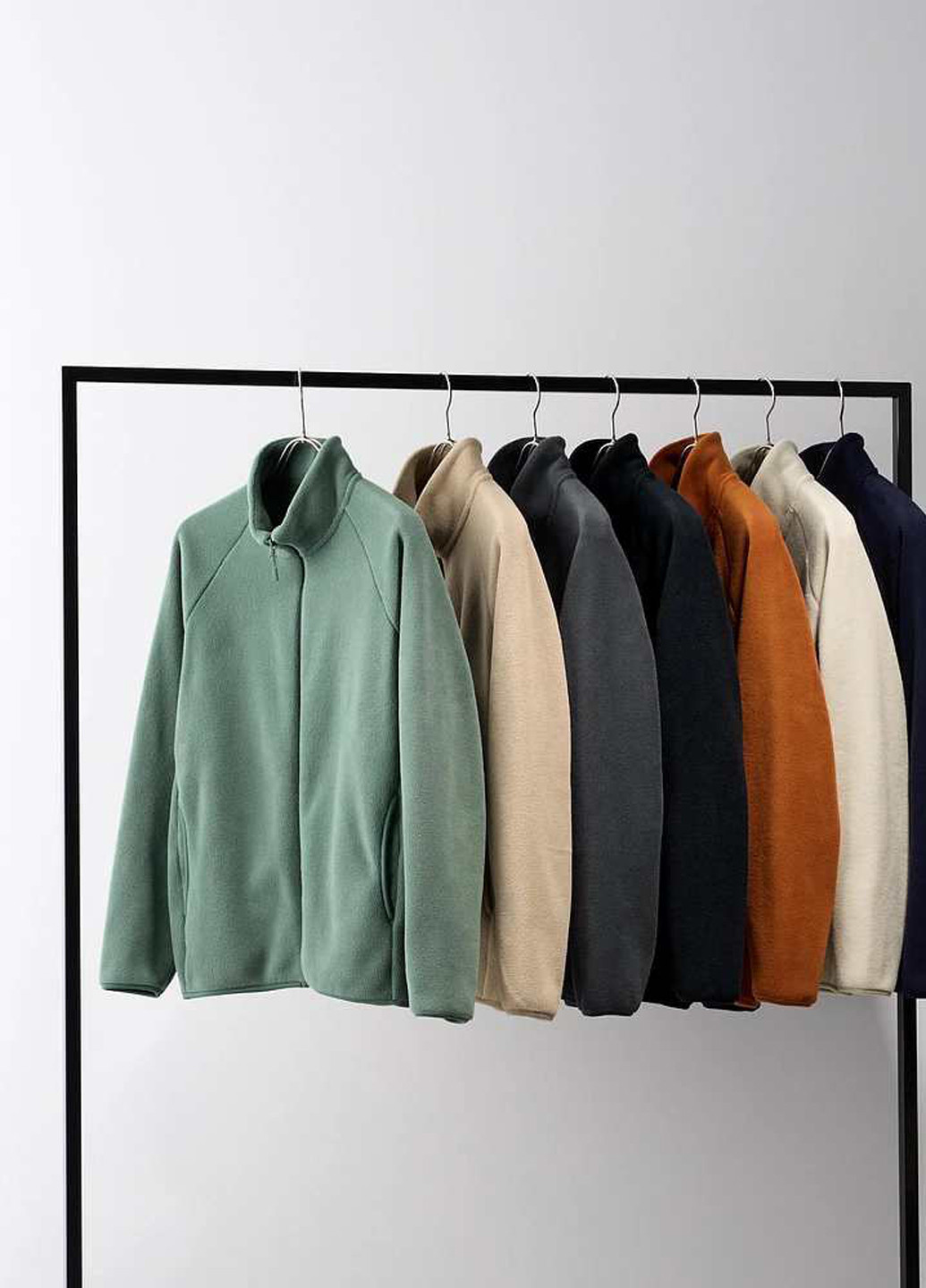 Зеленая демисезонная куртка Uniqlo