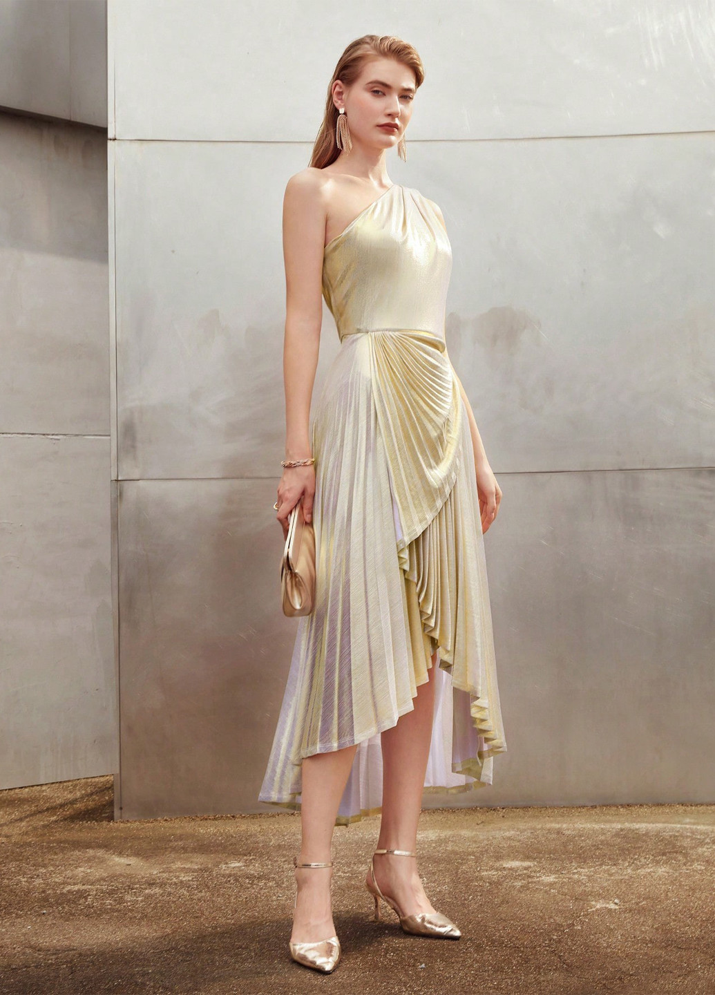 Золотой вечернее, коктейльное платье плиссированное SHEIN однотонное