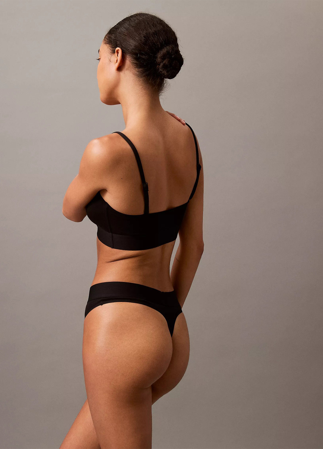 Топ Calvin Klein (331013468)