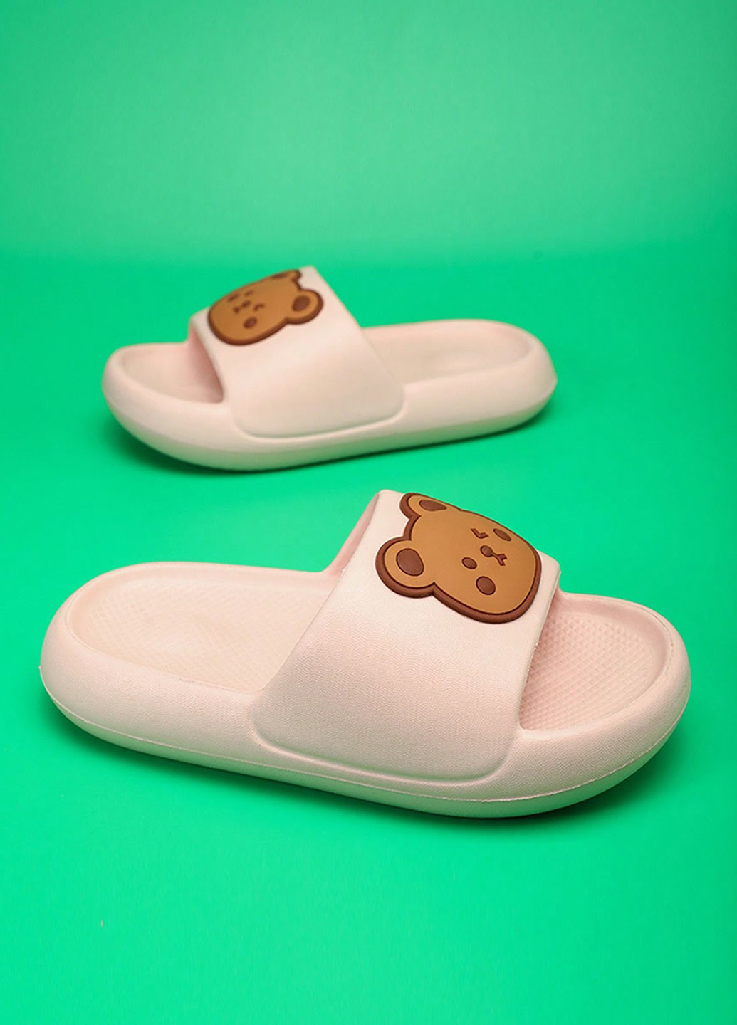 Розовые кэжуал шлепанцы SHEIN с аппликацией