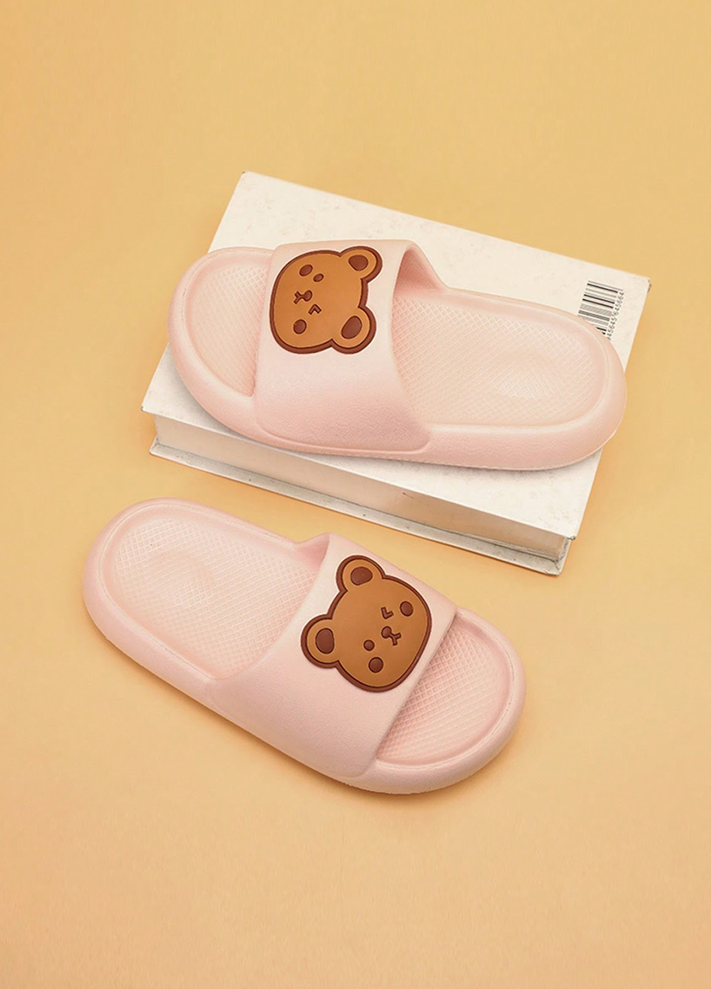 Розовые кэжуал шлепанцы SHEIN с аппликацией