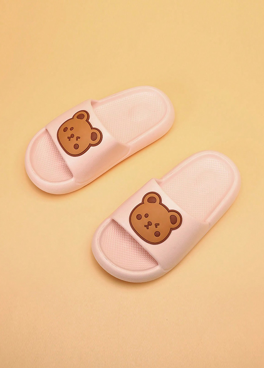 Розовые кэжуал шлепанцы SHEIN с аппликацией