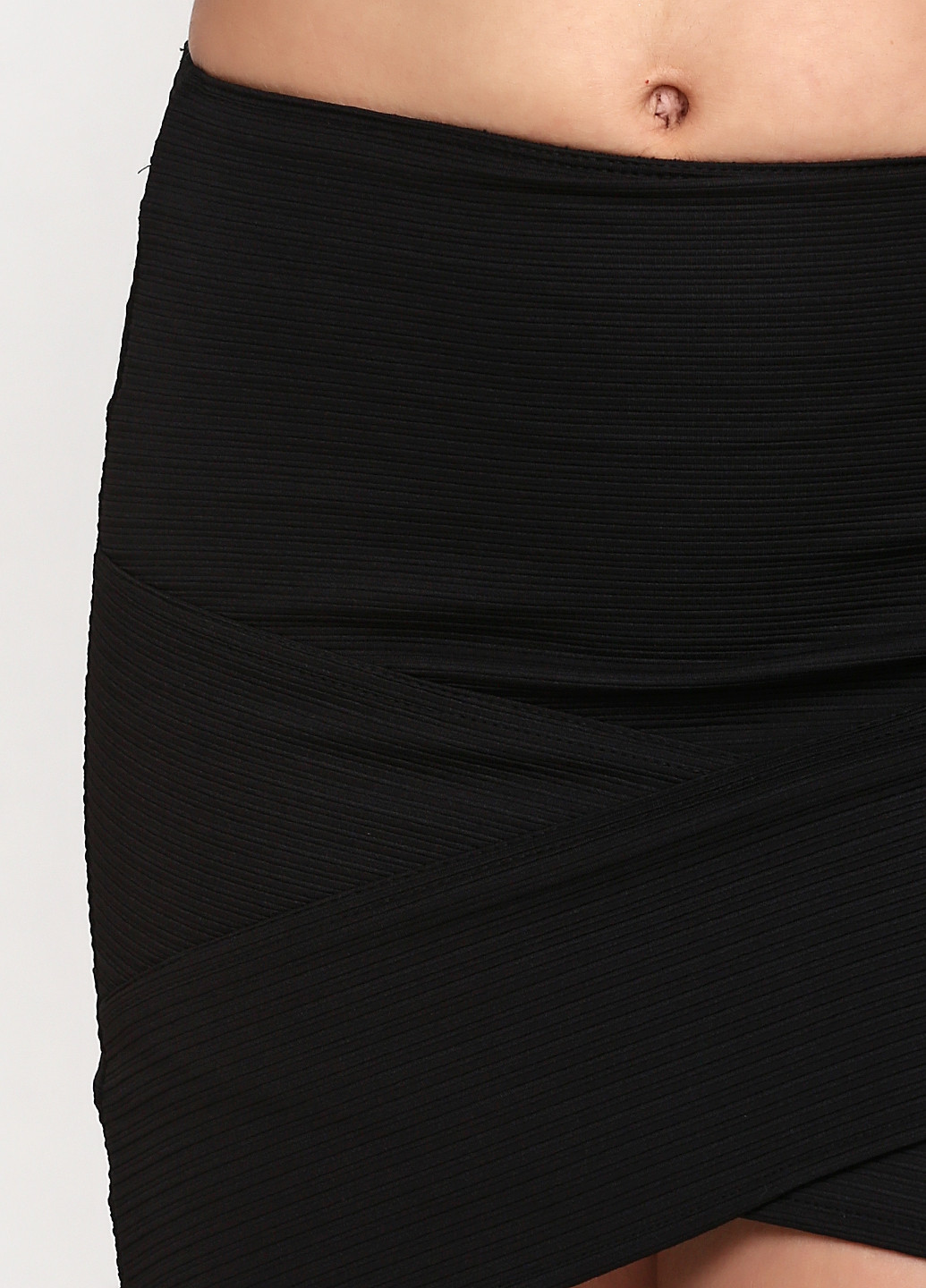 Черная кэжуал однотонная юбка Sassofono