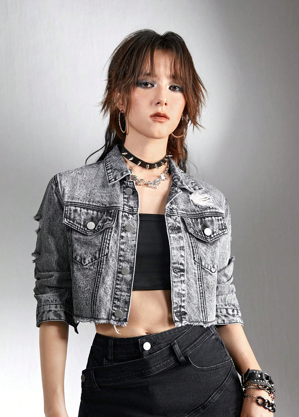 Серая демисезонная куртка SHEIN