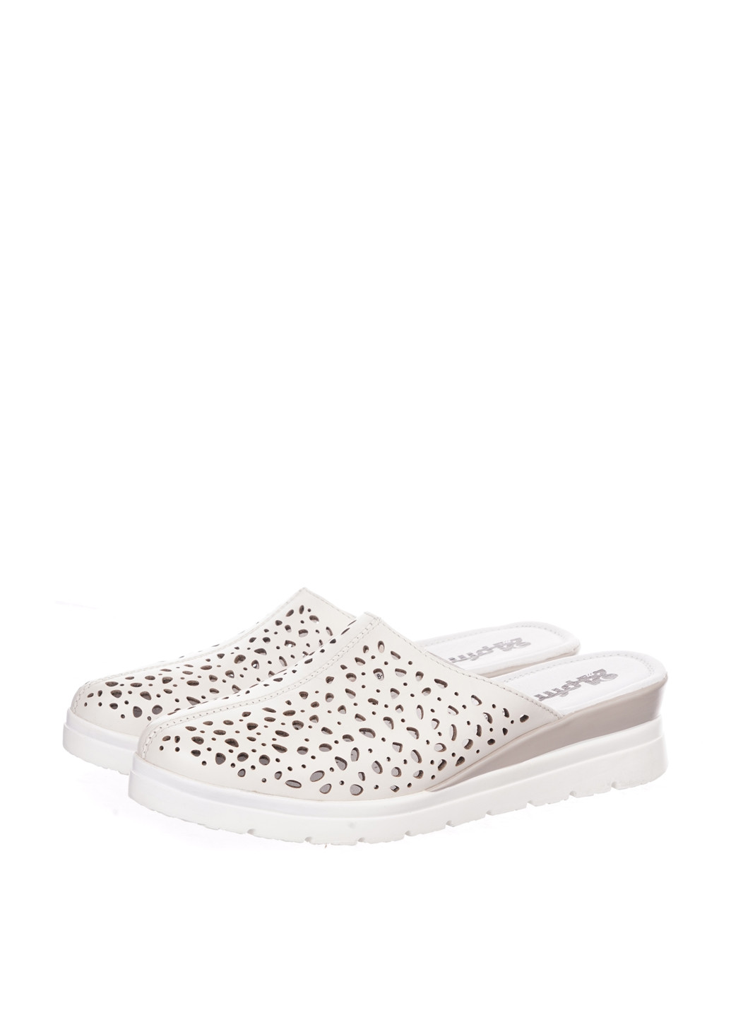 Бежевые сабо 24pfm на танкетке с перфорацией