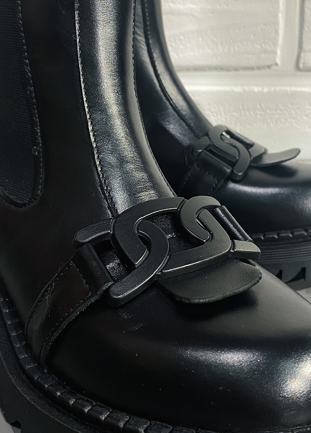 Осенние ботинки челси Evromoda с цепочками, на тракторной подошве