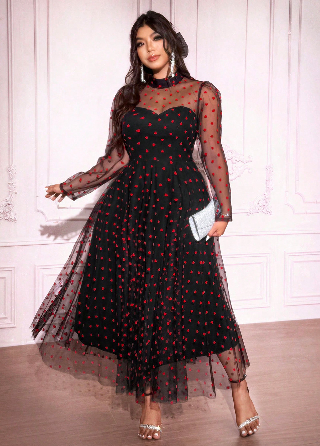 Чорна вечірня сукня з пишною спідницею SHEIN сердечка