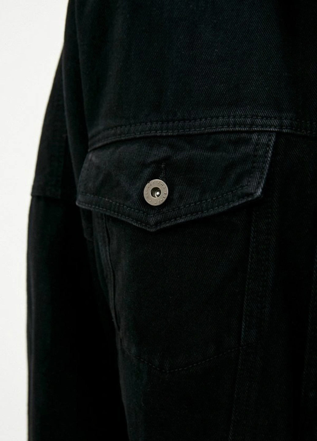 Черная демисезонная куртка джинсовая befree