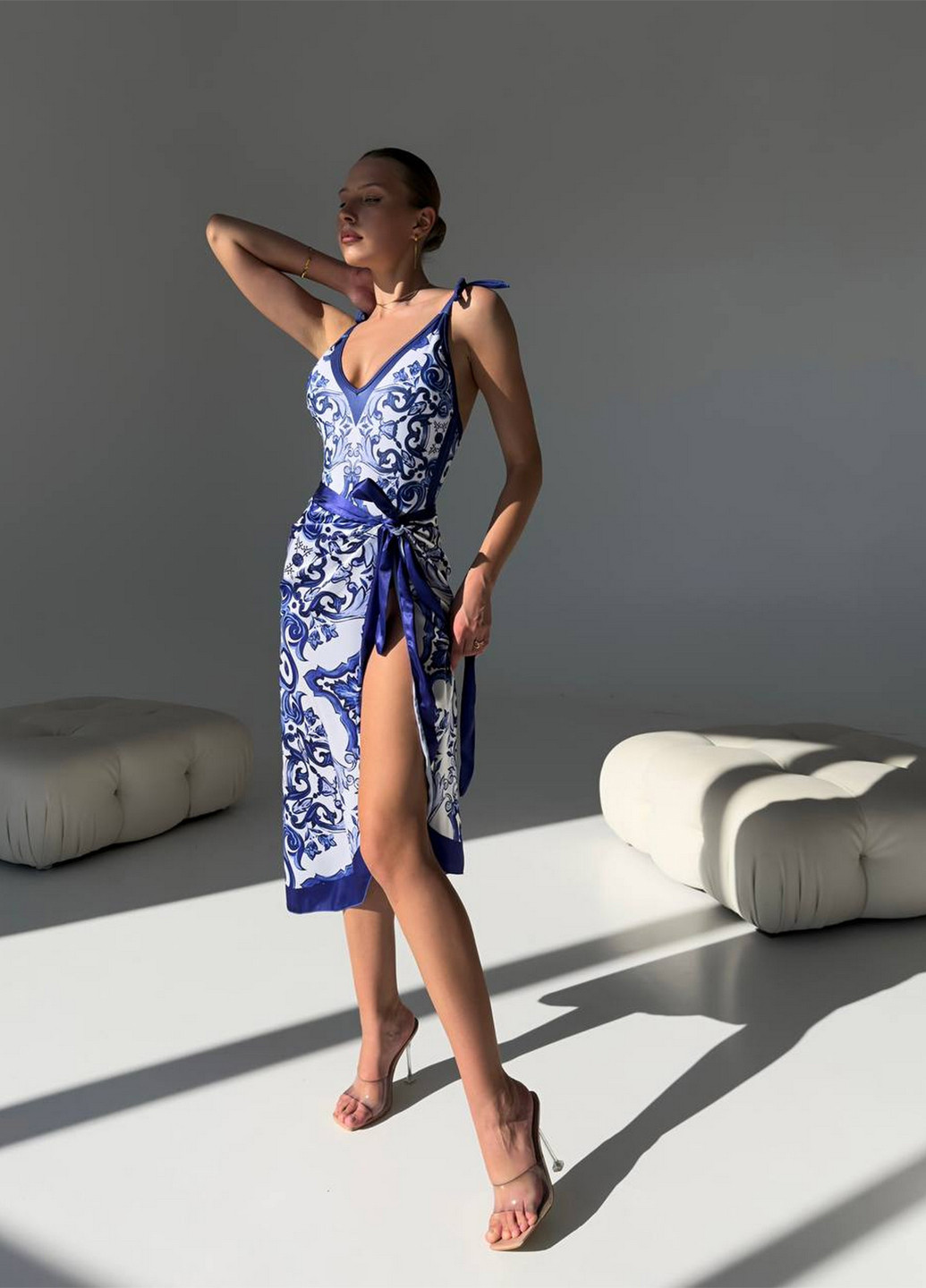 Комбинированный летний пляжный комплект женский (купальник, парео) слитный NOVA VEGA