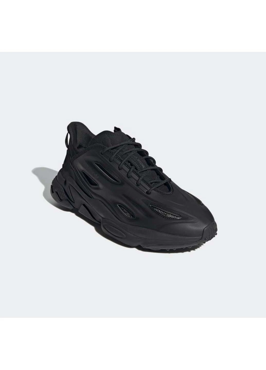 Черные демисезонные кроссовки adidas