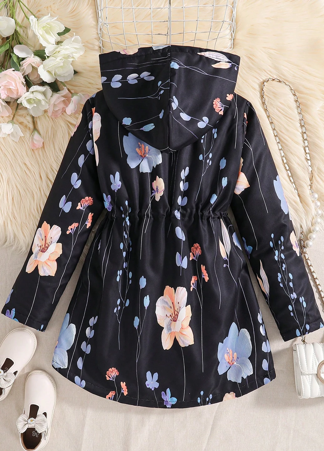 Чорна зимня куртка SHEIN