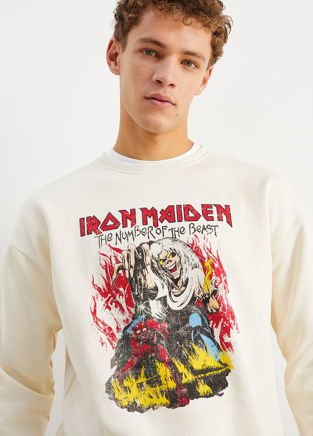 Світло-бежевий світшот C&A малюнок без декору (352190300)