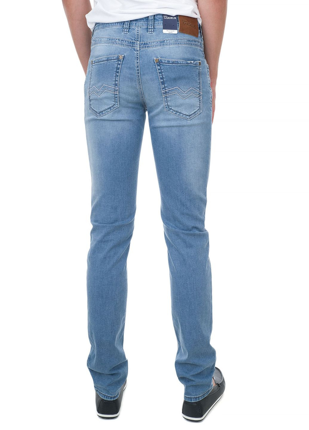 Голубые летние джинсы Gardeur