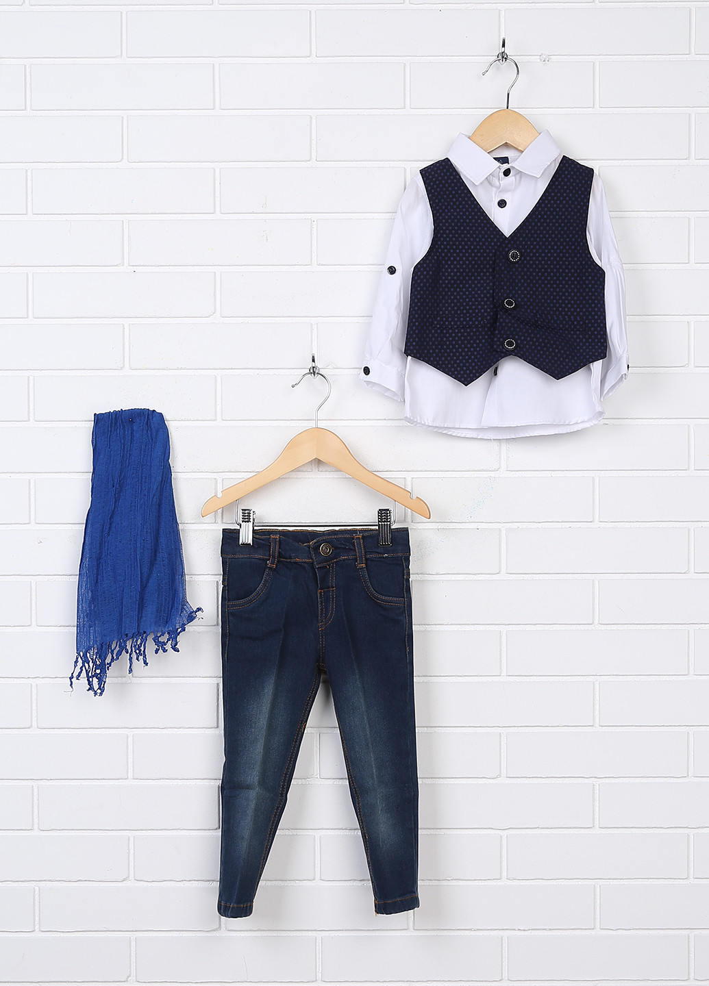 Синий демисезонный комплект (жилет, рубашка, джинсы, шарф) Domakin