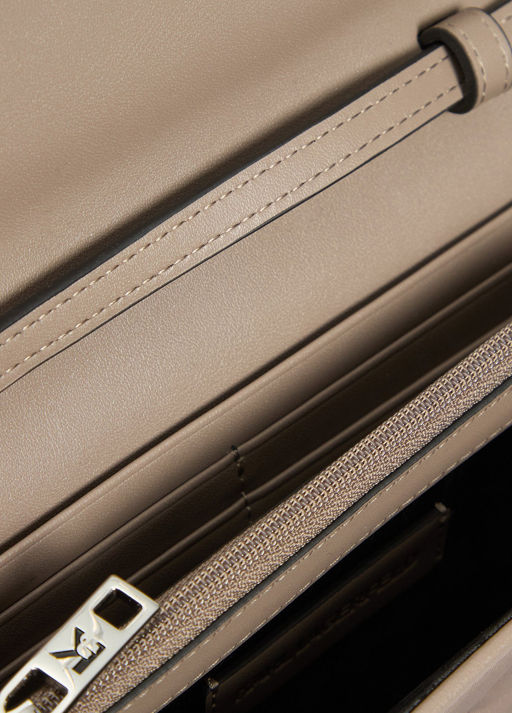 Сумка Karl Lagerfeld (366292910)