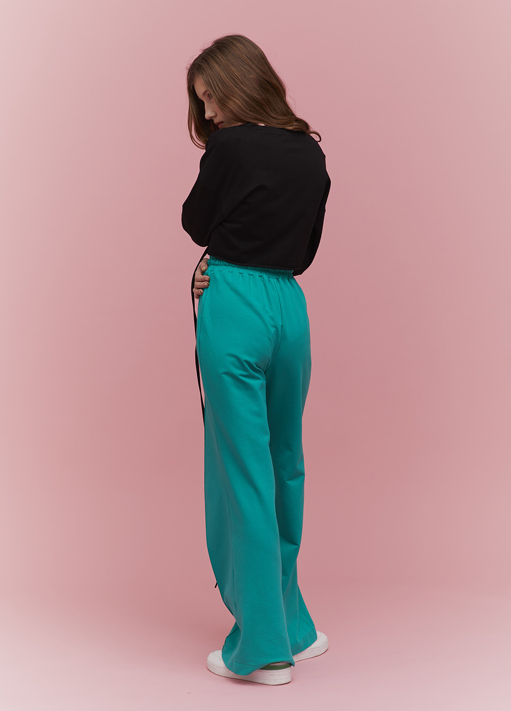 Зеленые кэжуал демисезонные прямые брюки KASTA design