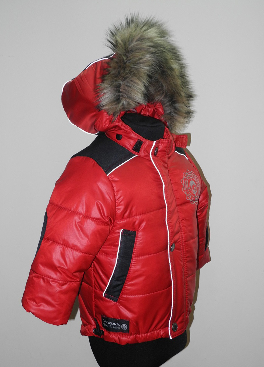 Красная зимняя куртка DiMax