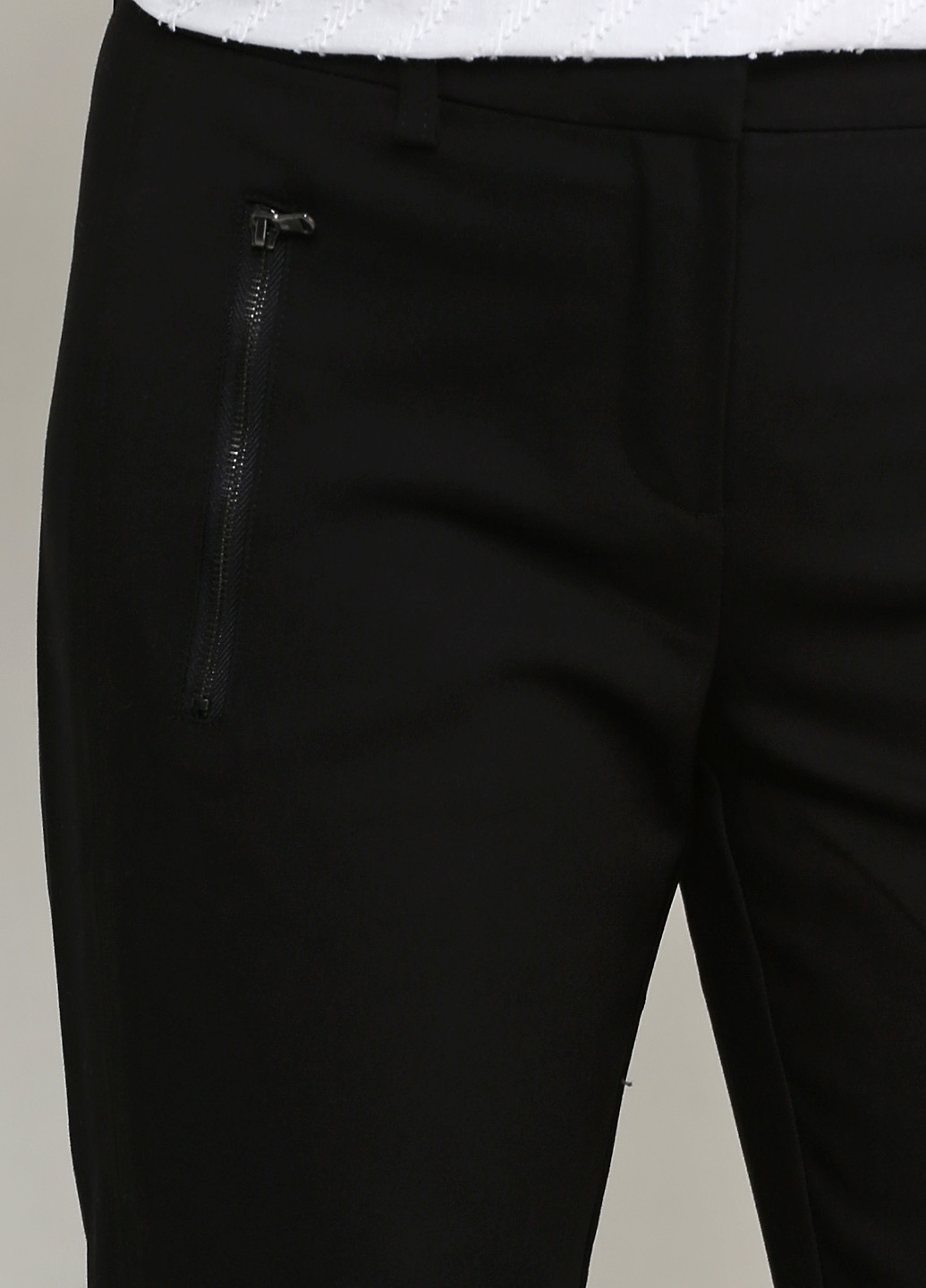 Черные классические демисезонные зауженные брюки Fransa
