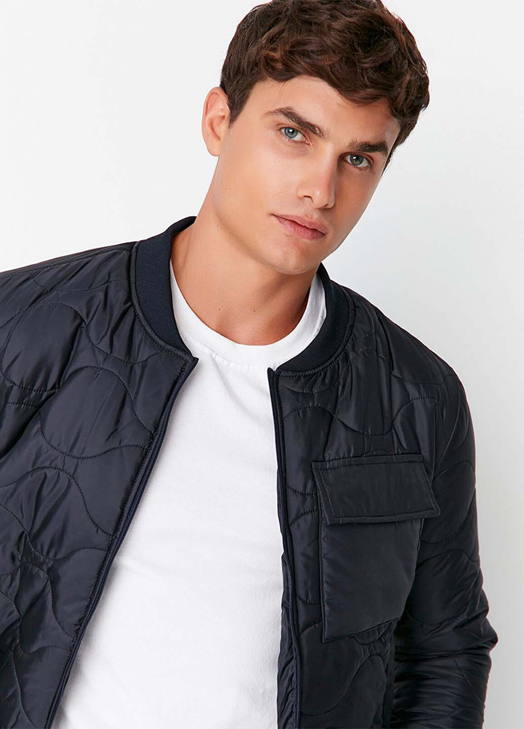 Бомбер Trendyol на блискавці (329047665)