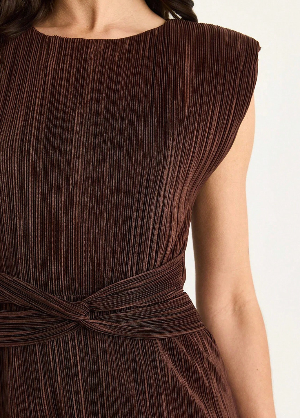 Коричневое праздничный, кэжуал платье а-силуэт, с открытыми плечами SHEIN однотонное
