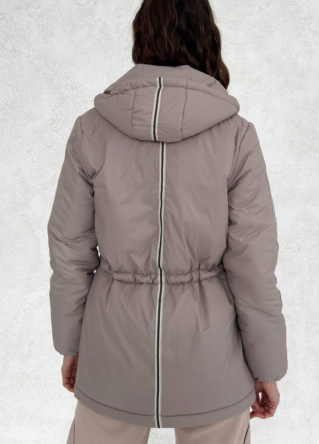 Бежева демісезонна куртка No Brand