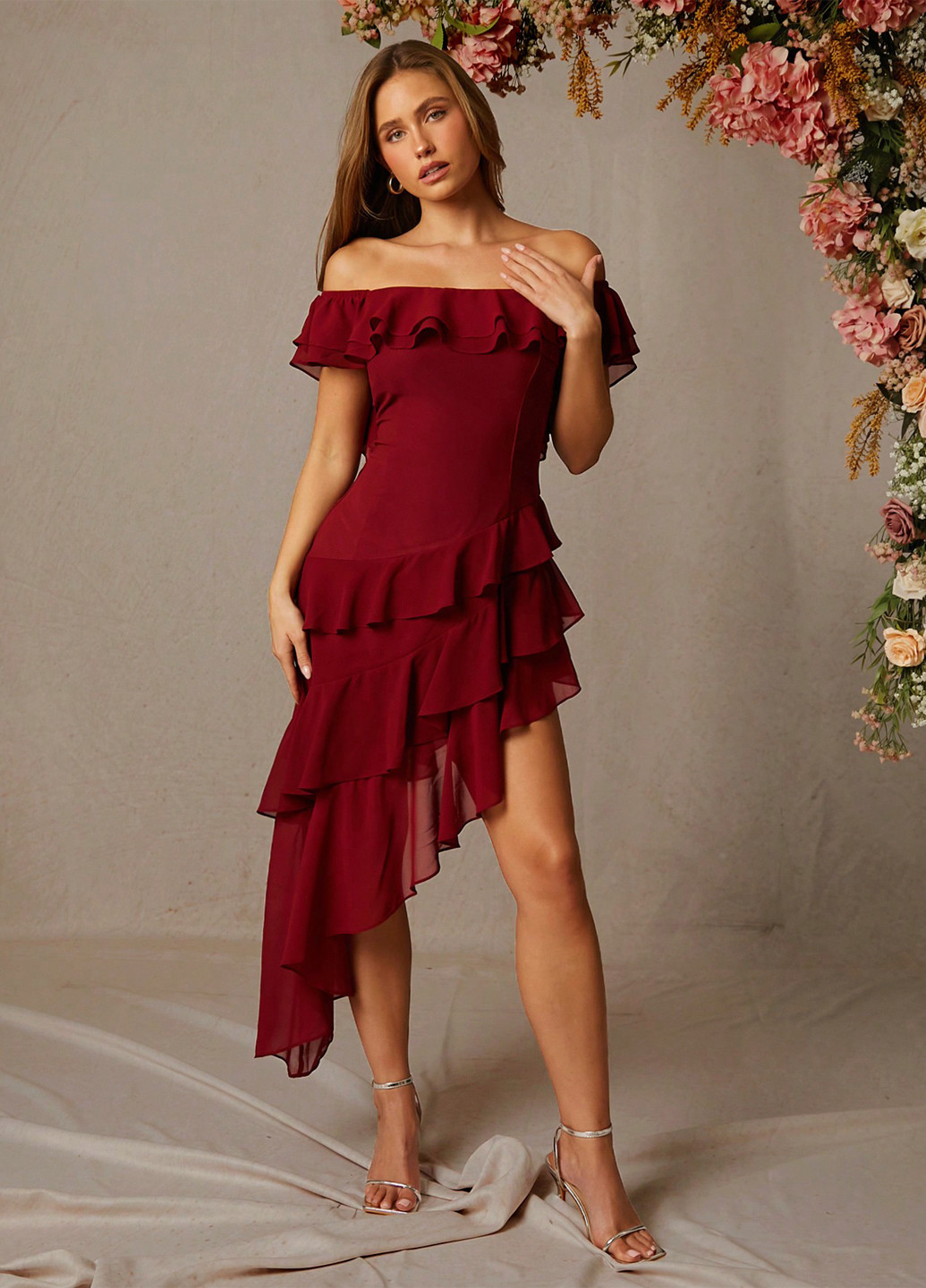 Бордова вечірня сукня з відкритою спиною SHEIN однотонна