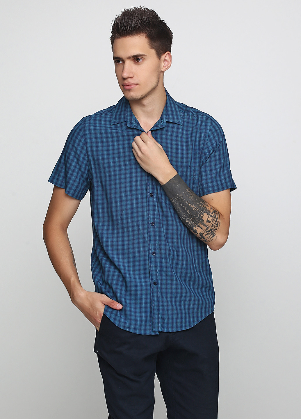 Цветная кэжуал рубашка с геометрическим узором F&F с коротким рукавом