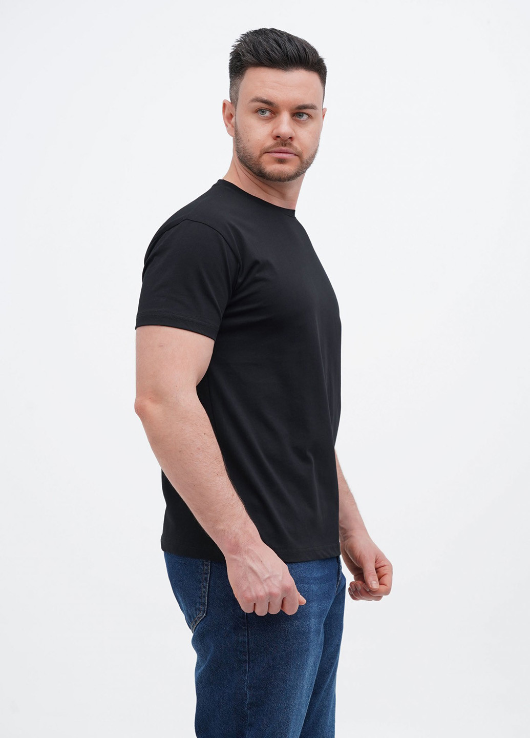 Черная футболка Trend Collection