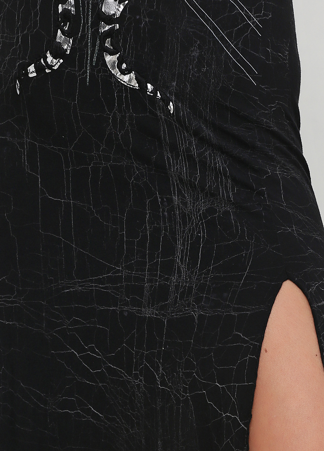 Черное кэжуал платье платье-футболка Nolita с рисунком